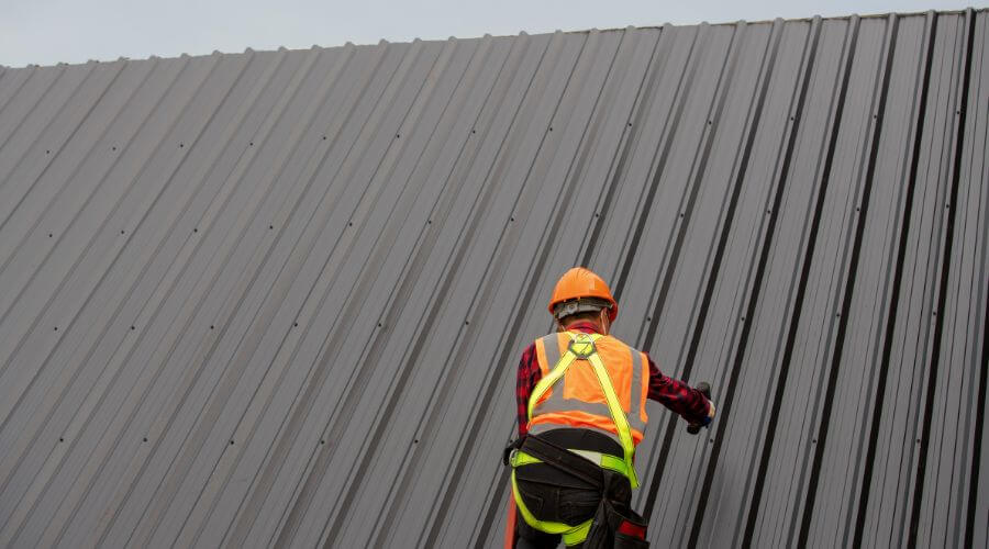 Expert new roof installation services in Zeigler, IL
